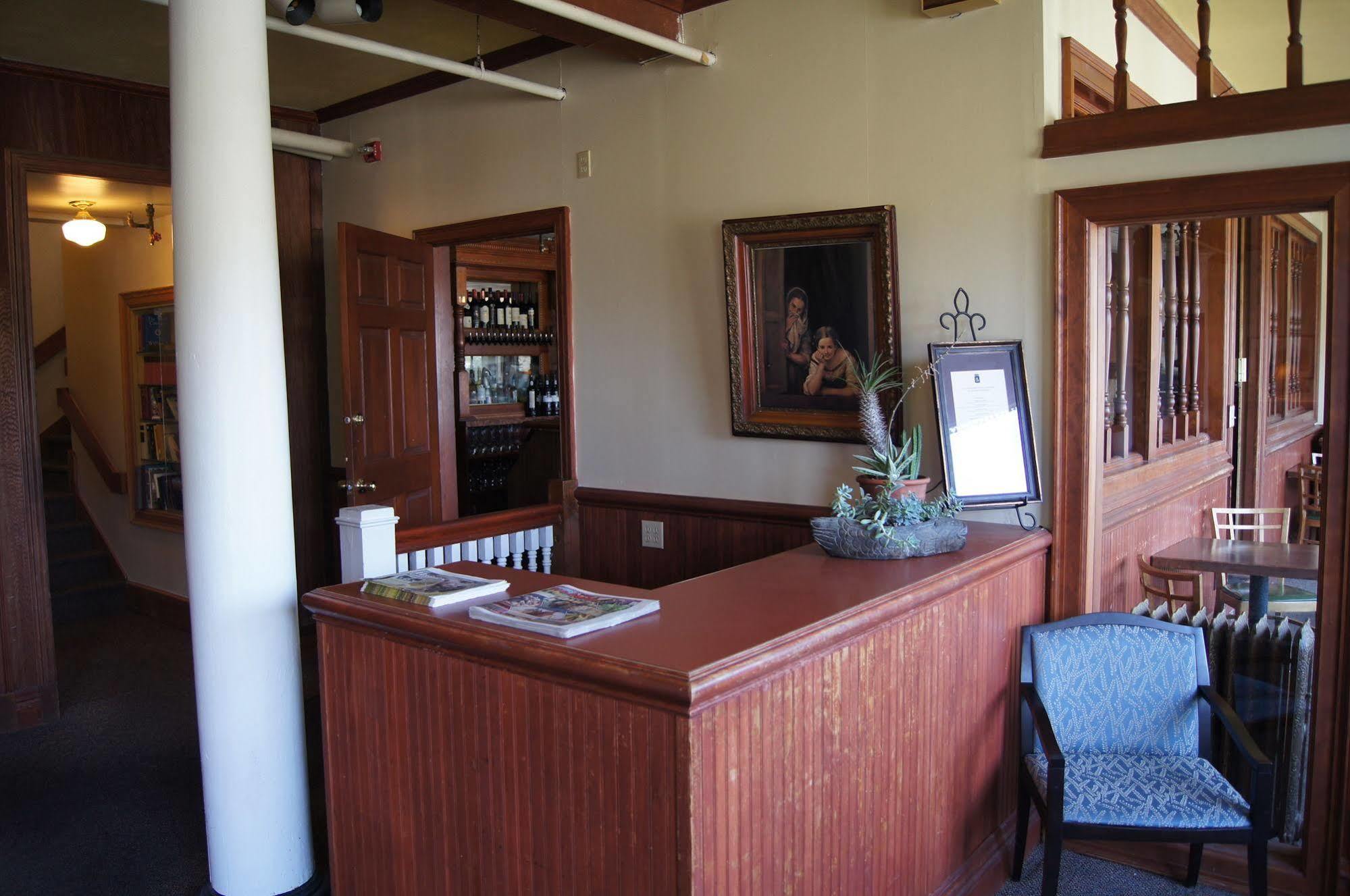 Hotel Halsingland Haines Extérieur photo